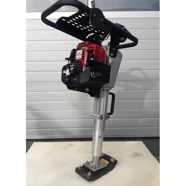 Skoczek,Zagęszczarka LUMAG LVS-30GX  HONDA GERMANY (2)